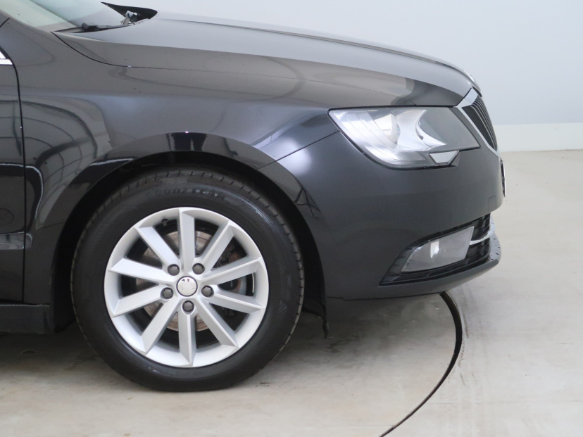Škoda Superb, 2013