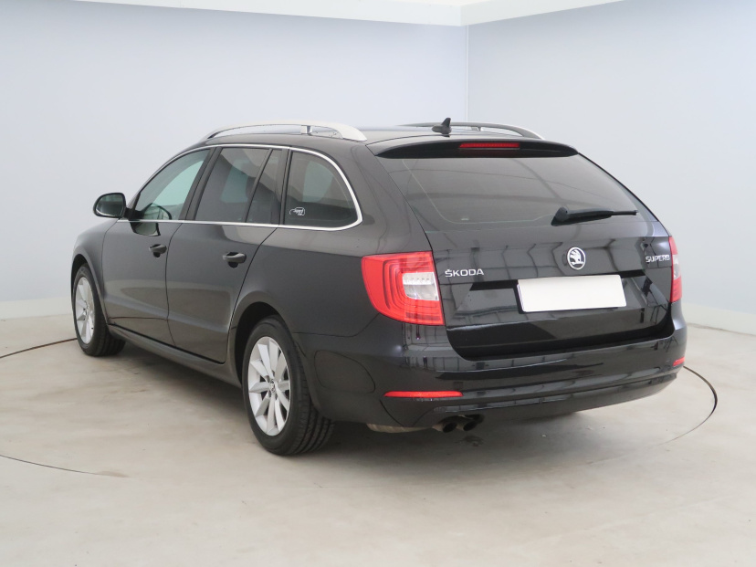 Škoda Superb, 2013