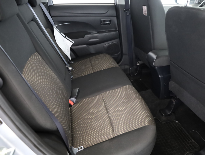 Mitsubishi ASX, 2016