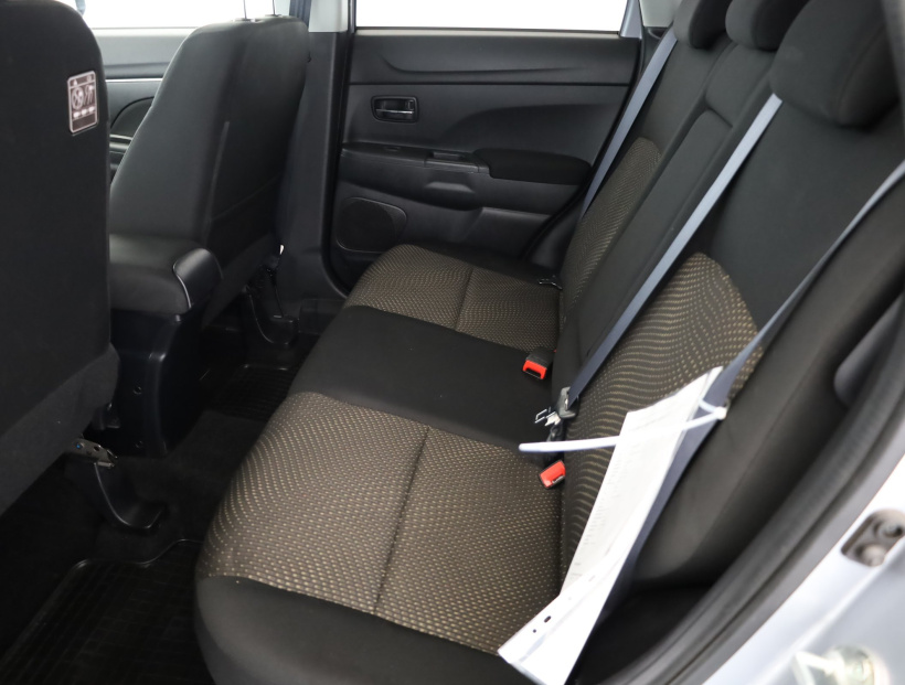 Mitsubishi ASX, 2016
