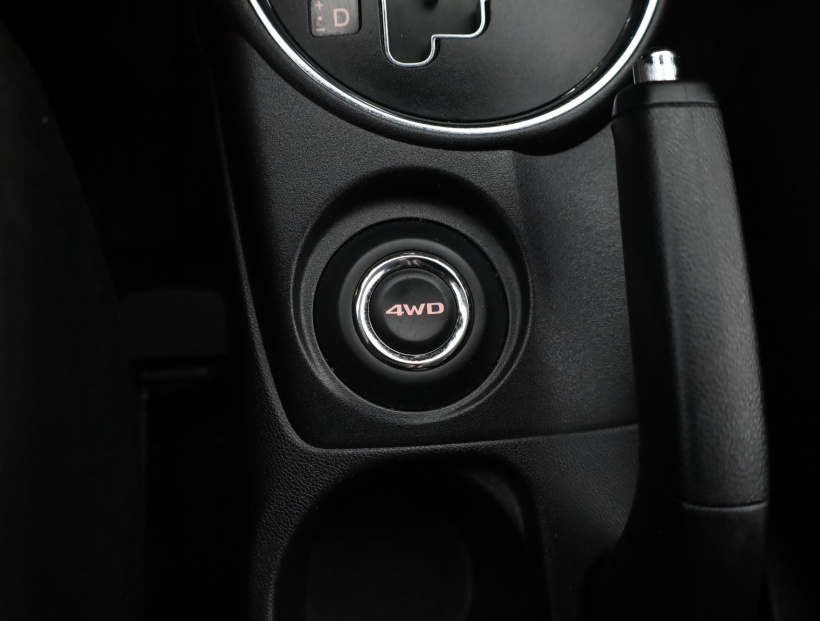 Mitsubishi ASX, 2016