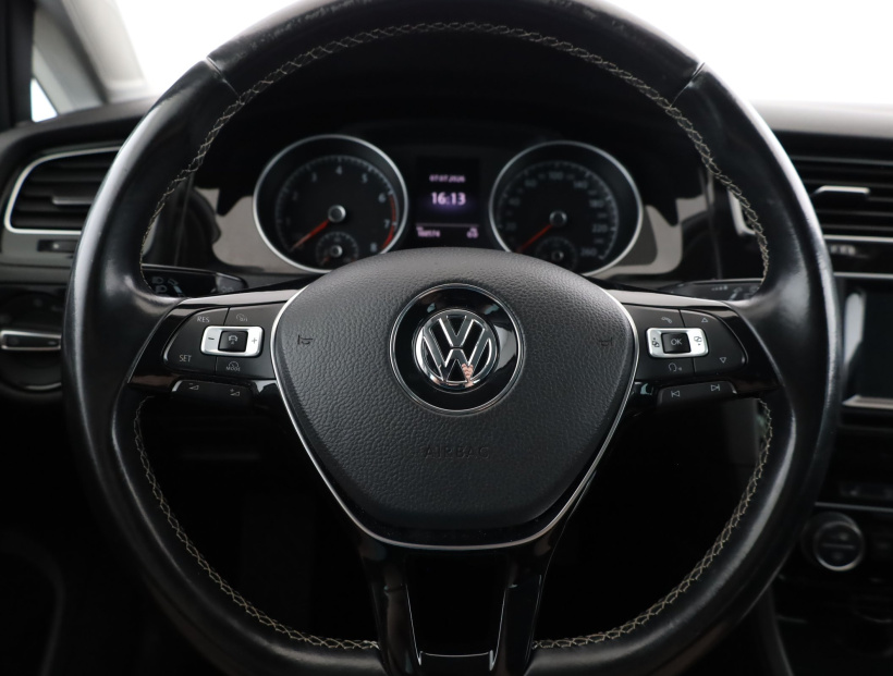 Volkswagen Golf, 2014