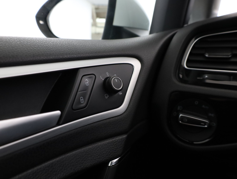 Volkswagen Golf, 2014