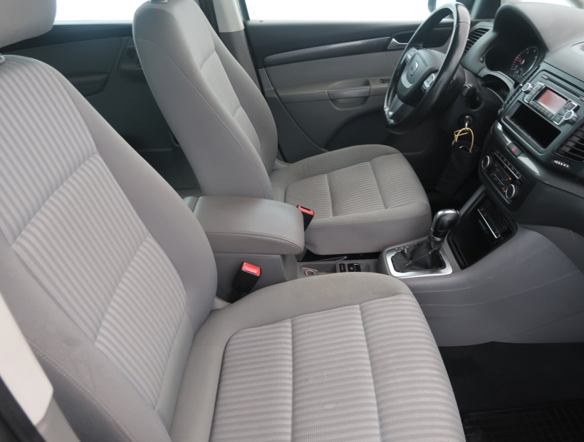 Seat Alhambra, 2011