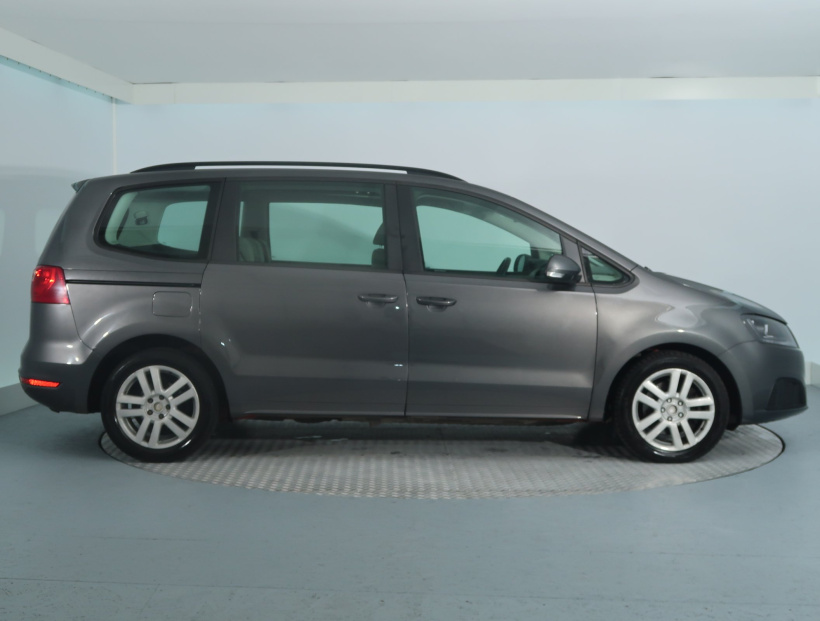 Seat Alhambra, 2011