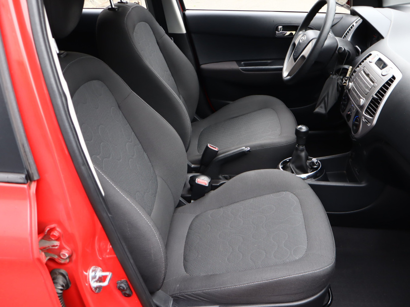 Hyundai i20, 2012