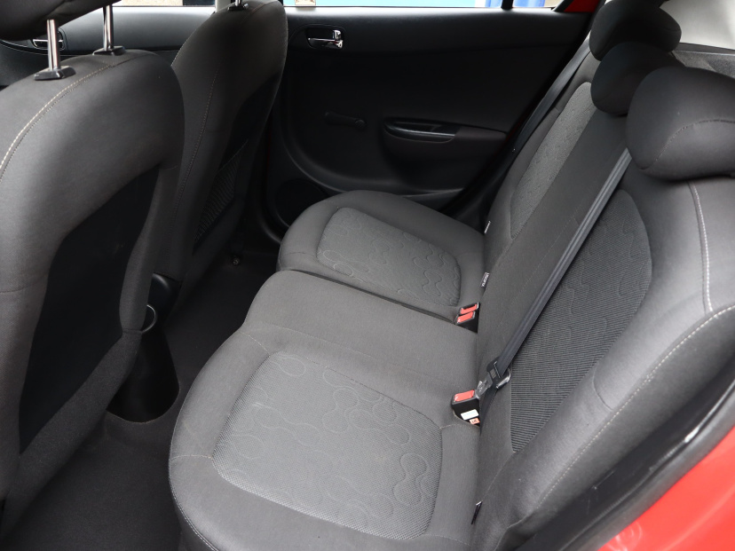 Hyundai i20, 2012