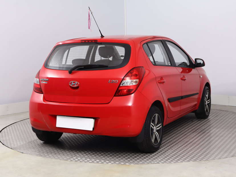 Hyundai i20, 2012