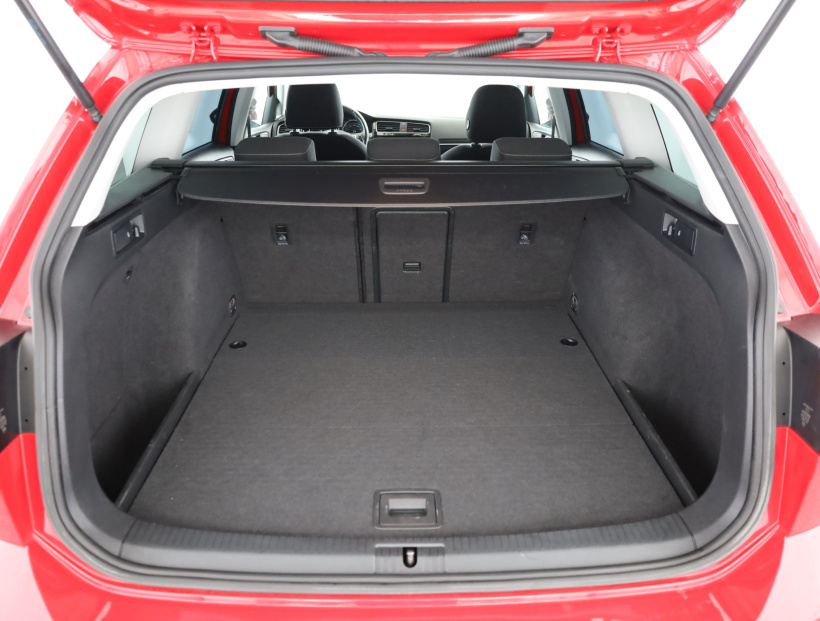 Volkswagen Golf, 2019