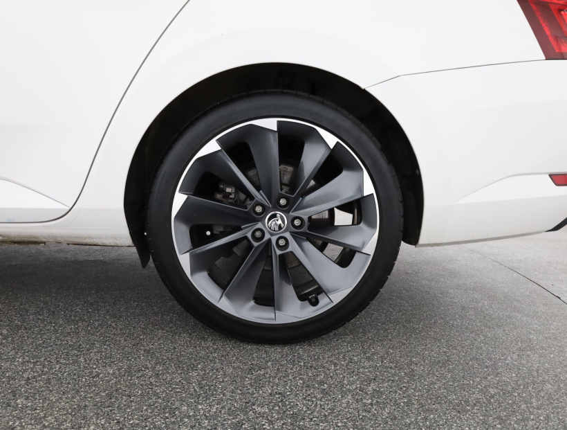 Škoda Superb, 2020