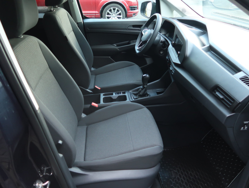 Volkswagen Caddy, 2023