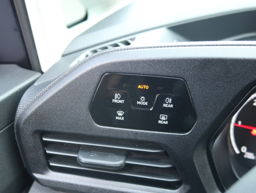 Volkswagen Caddy, 2023