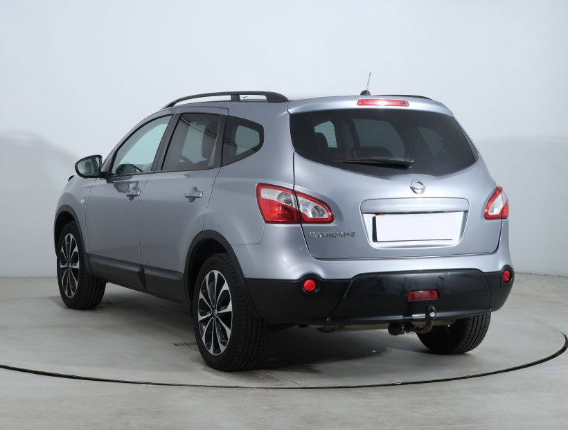 Nissan Qashqai+2, 2013