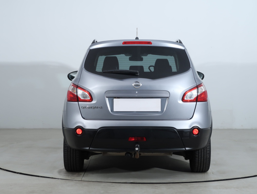 Nissan Qashqai+2, 2013