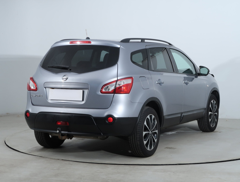 Nissan Qashqai+2, 2013