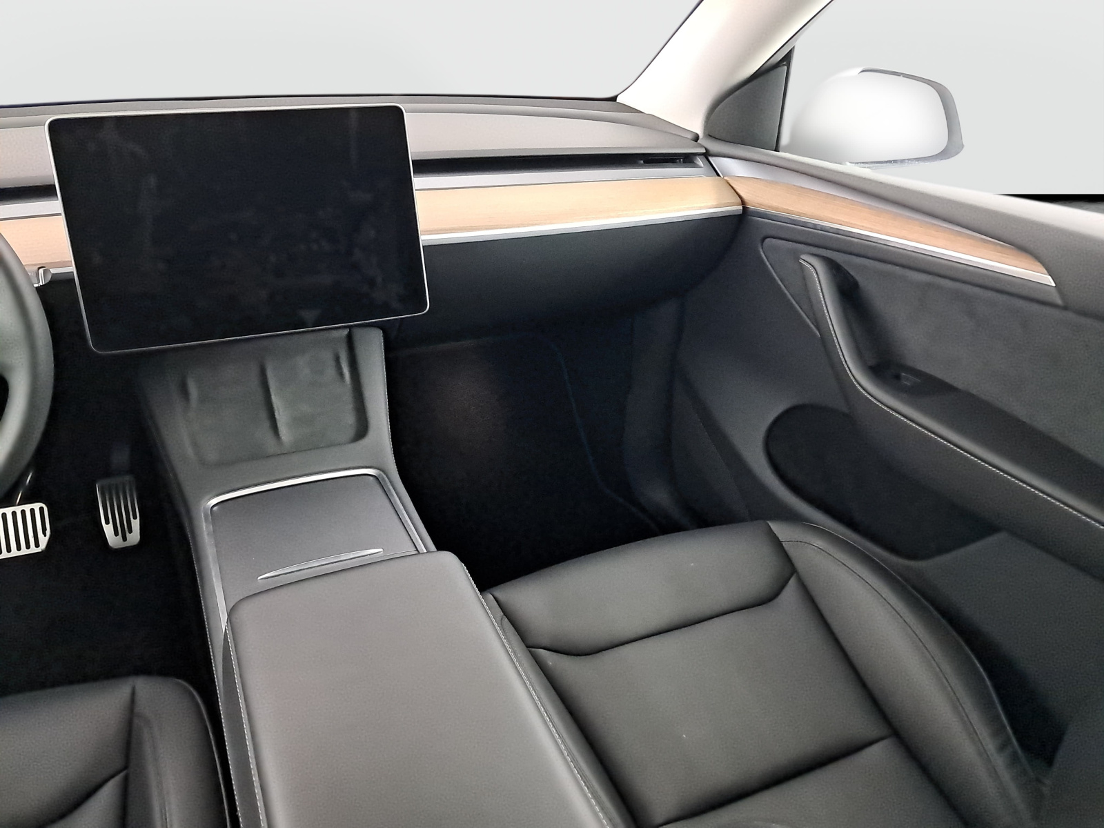 Tesla Model Y Long Range AWD – fotografie 11