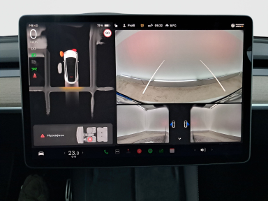 Tesla Model Y - 2023