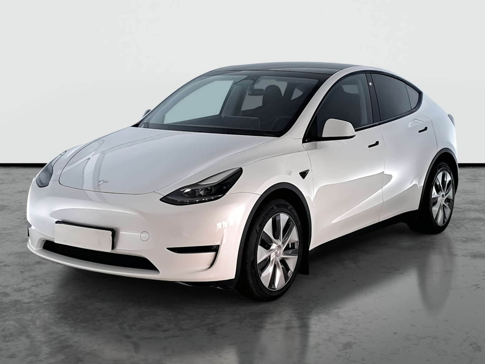 Tesla Model Y Long Range AWD – fotografie 3