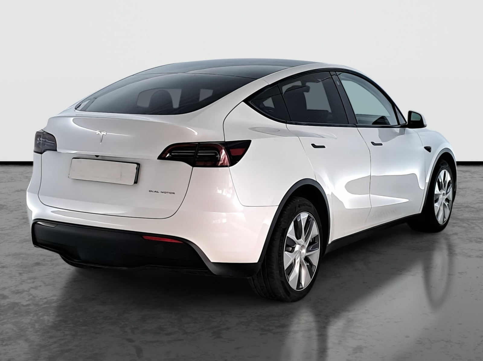 Tesla Model Y Long Range AWD – fotografie 7