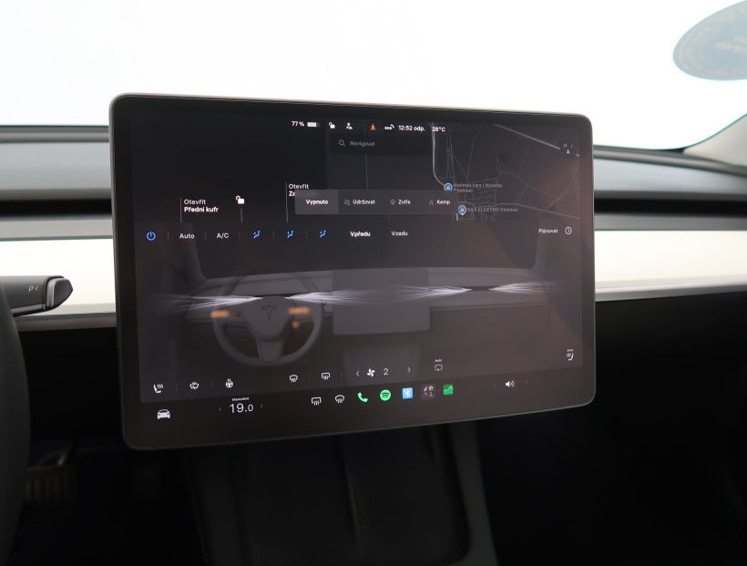 Tesla Model 3, 2022