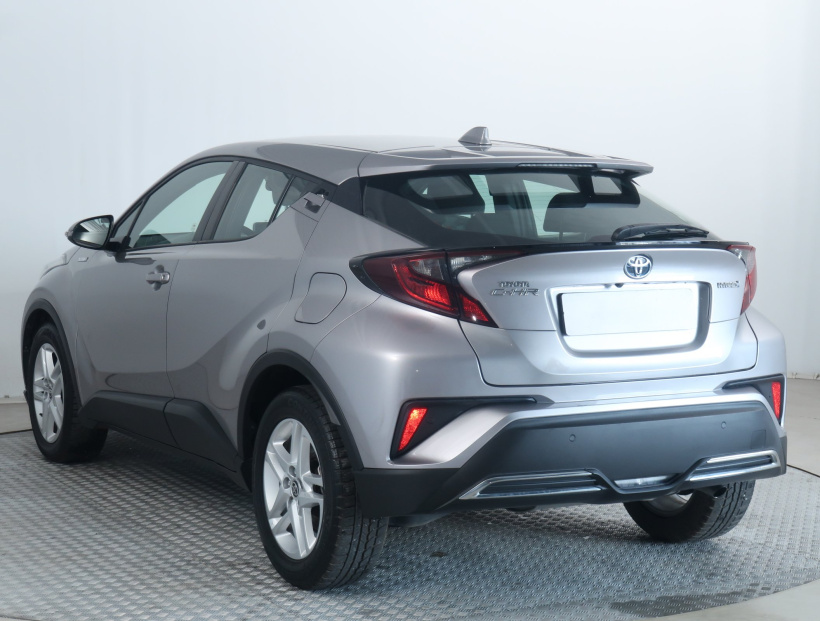 Toyota C-HR, 2021