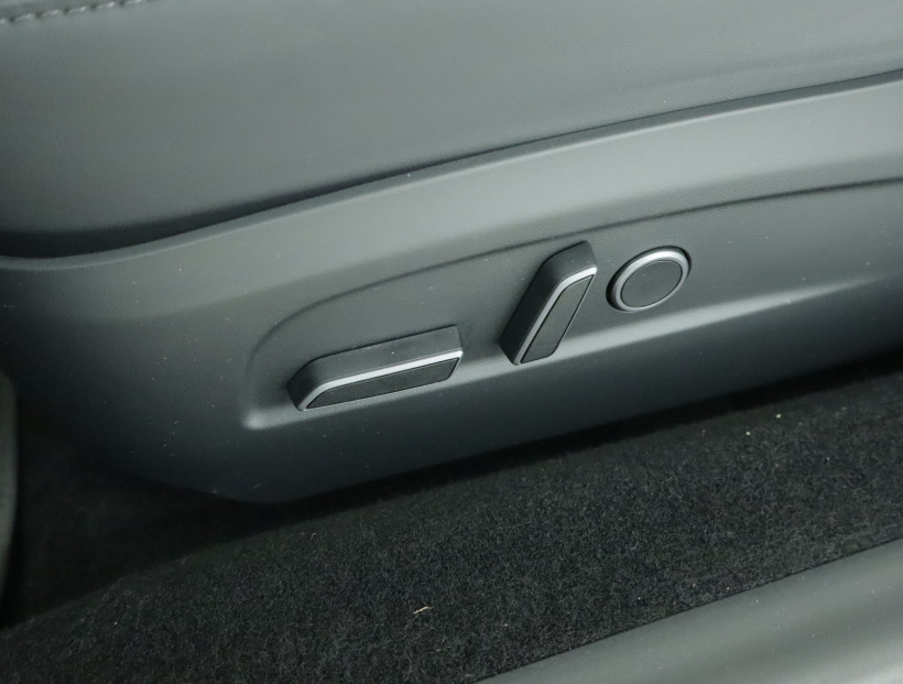 Tesla Model 3, 2023