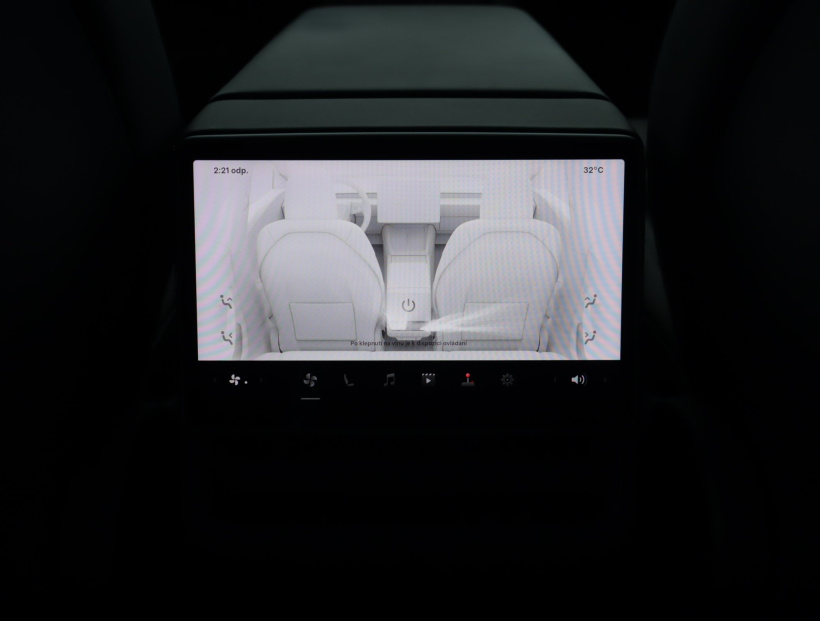 Tesla Model 3, 2023