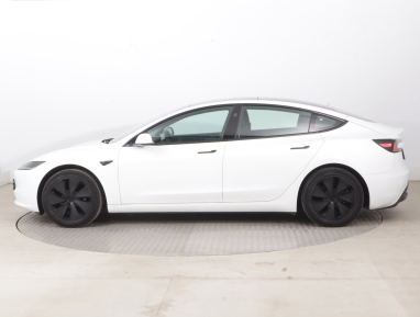 Tesla Model 3 - 2023