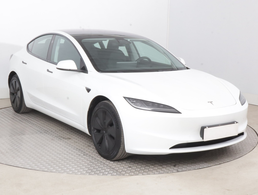 Tesla Model 3, 2023