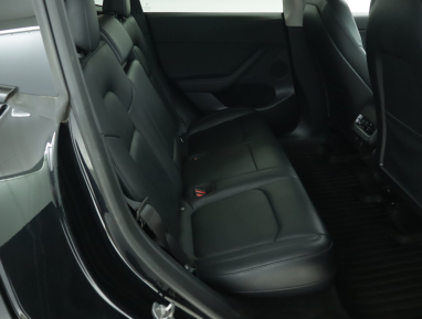 Tesla Model Y - 2022