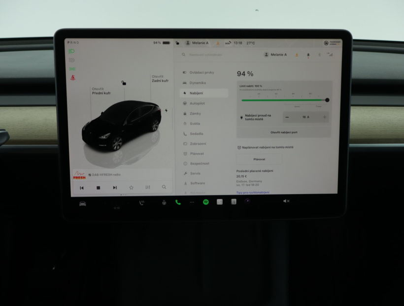 Tesla Model Y, 2022