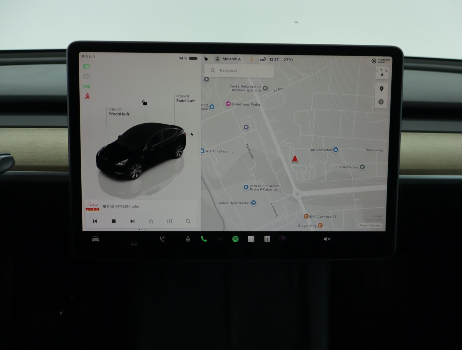 Tesla Model Y Long Range AWD – fotografie 18