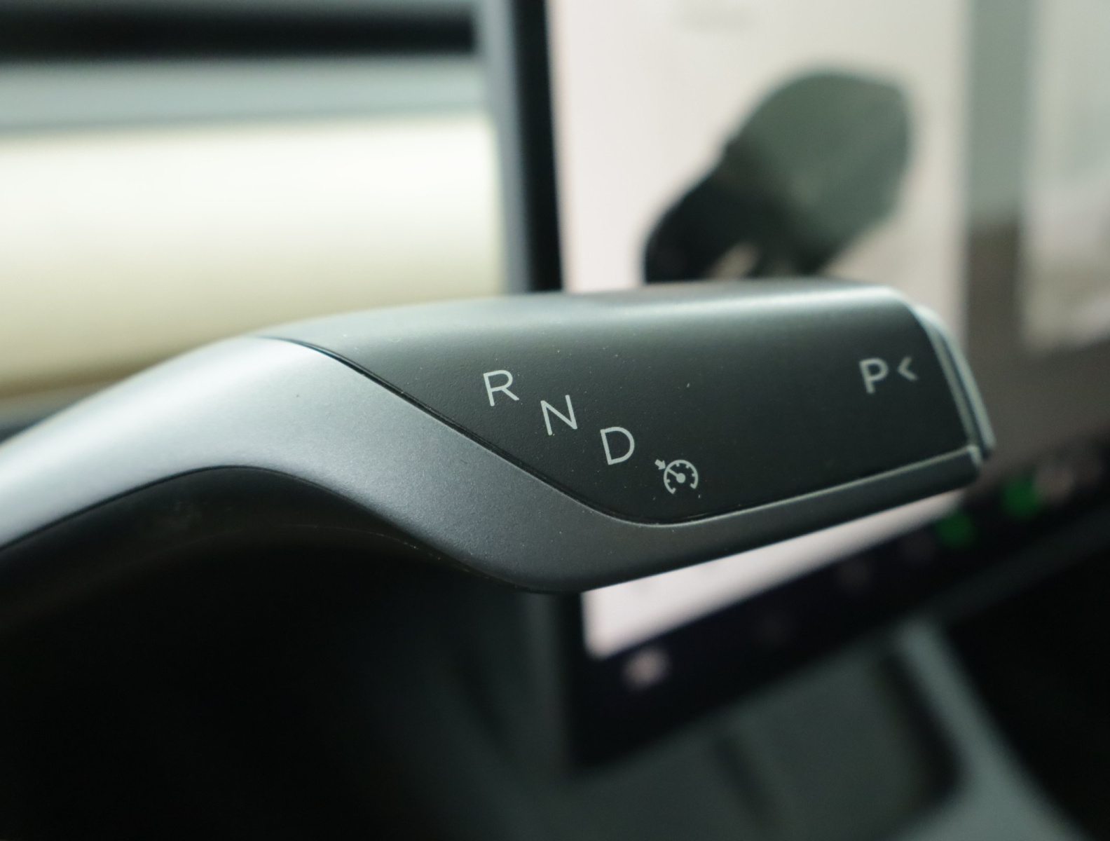 Tesla Model Y Long Range AWD – fotografie 19