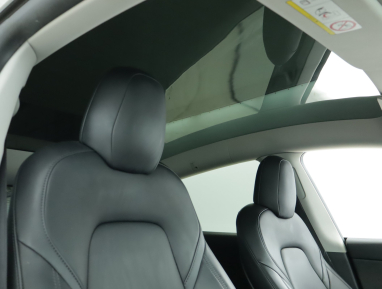 Tesla Model Y - 2022