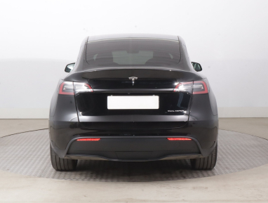 Tesla Model Y - 2022