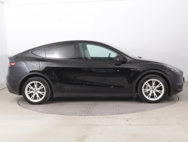 Tesla Model Y - 2022