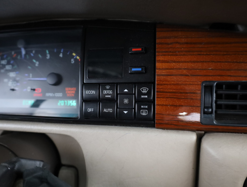 Cadillac Seville, 1993