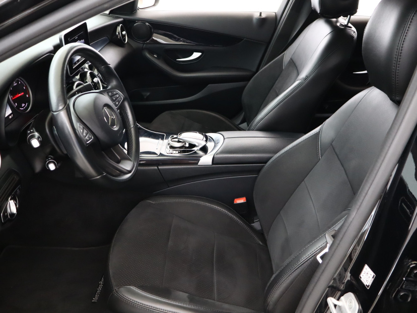 Mercedes-Benz C, 2015
