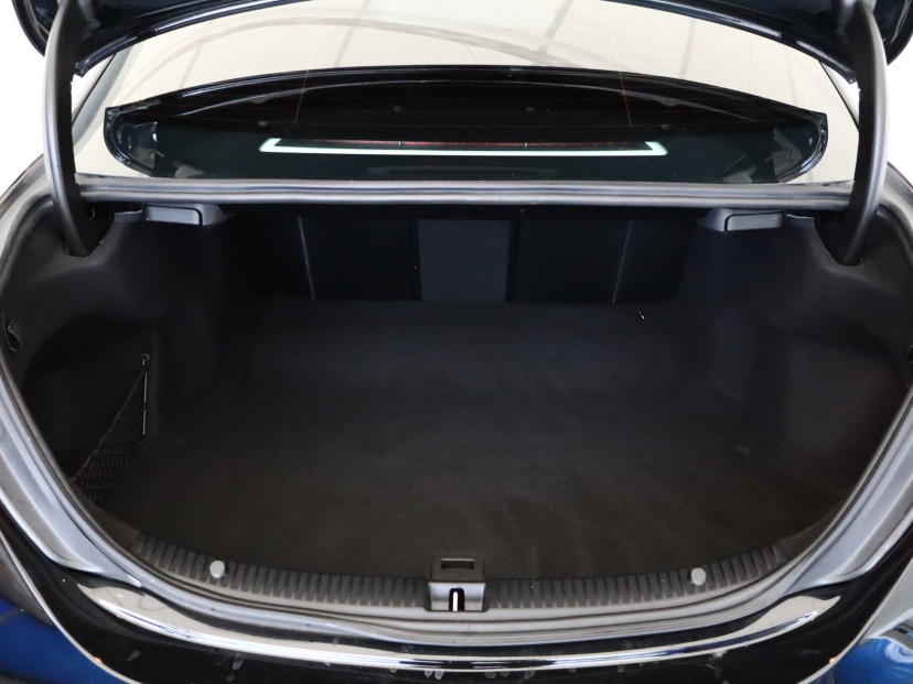 Mercedes-Benz C, 2015