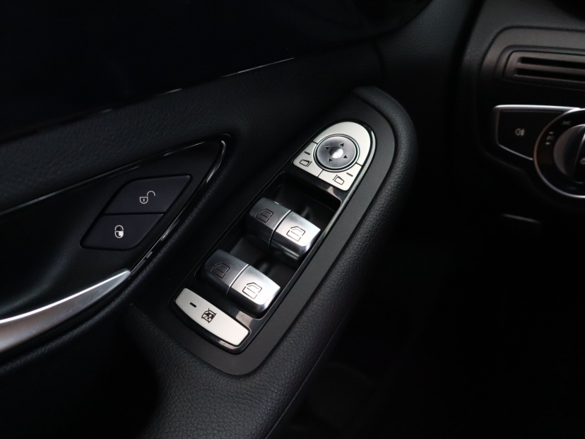 Mercedes-Benz C, 2015
