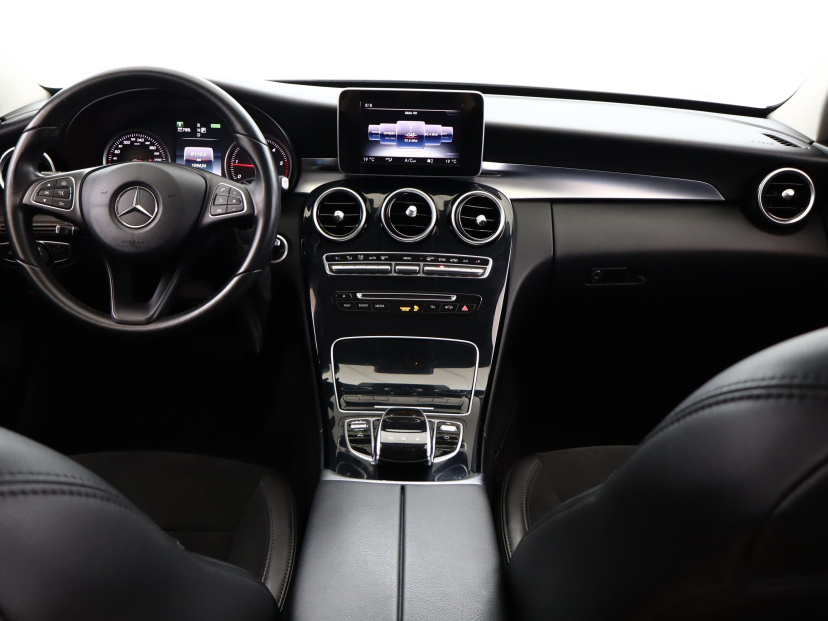 Mercedes-Benz C, 2015