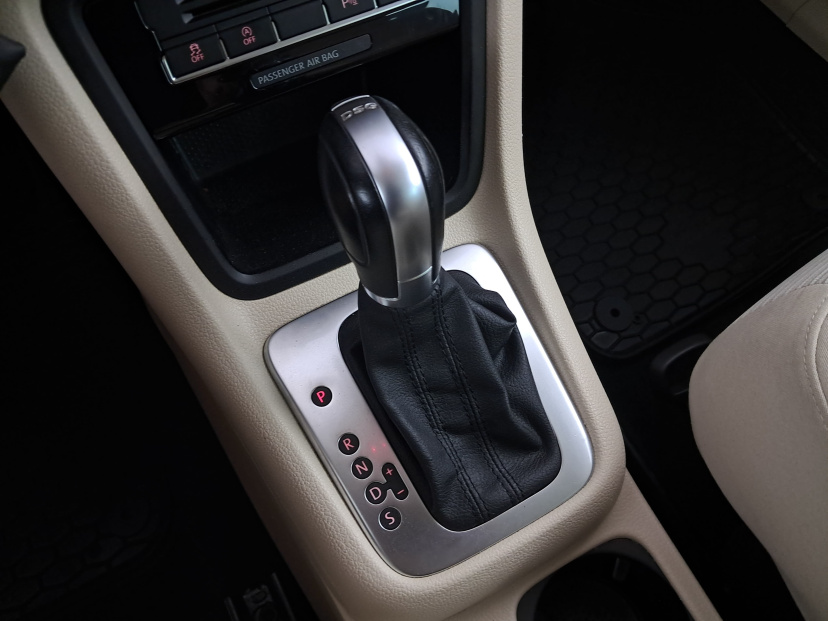 Seat Alhambra, 2015