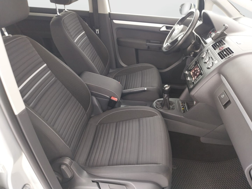 Volkswagen Touran, 2015
