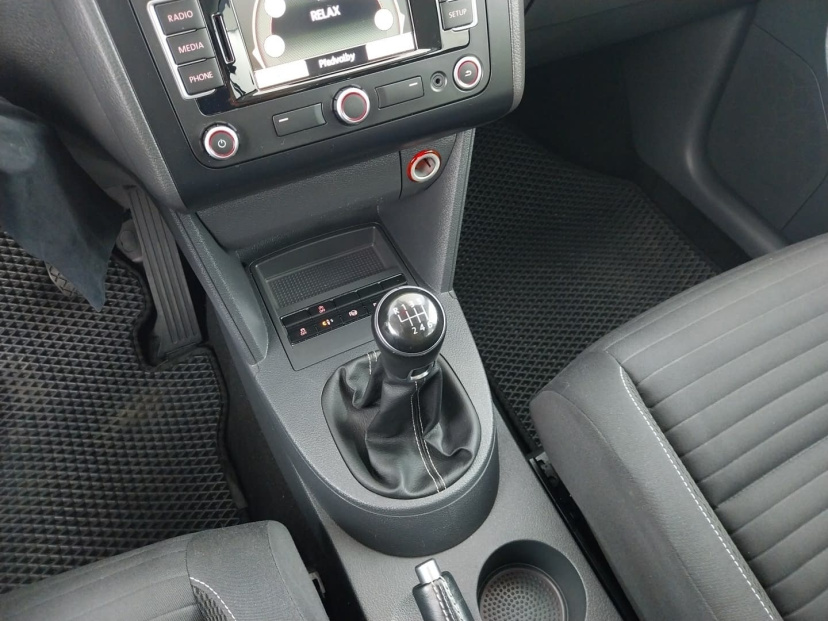 Volkswagen Touran, 2015