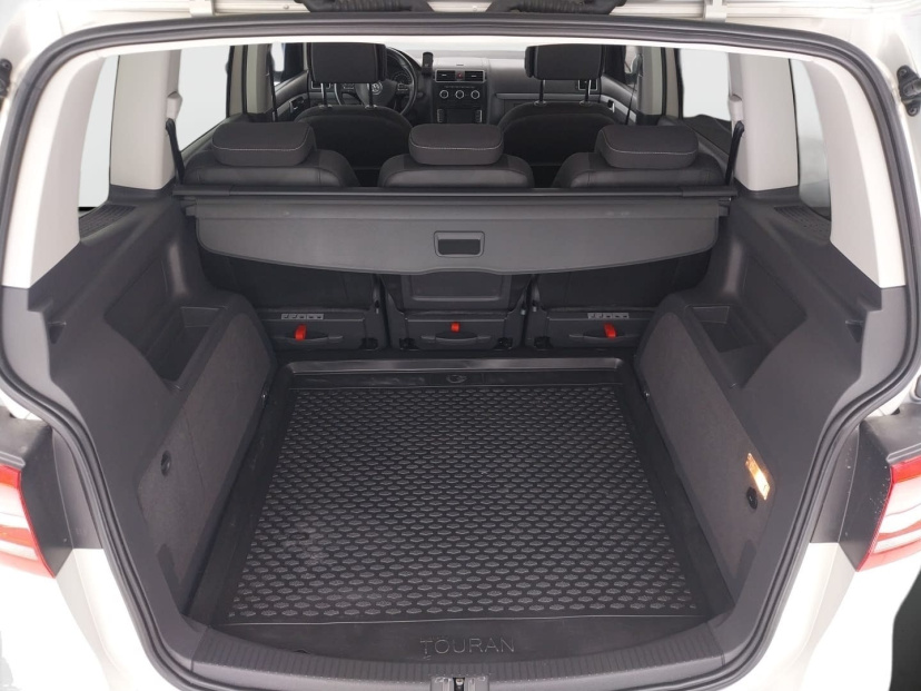 Volkswagen Touran, 2015