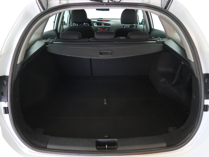 Kia Ceed, 2013