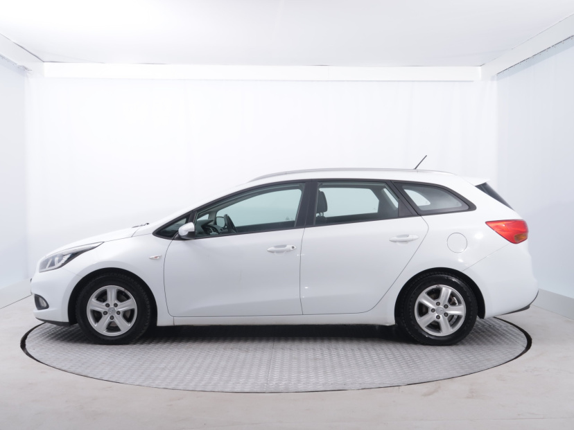 Kia Ceed, 2013