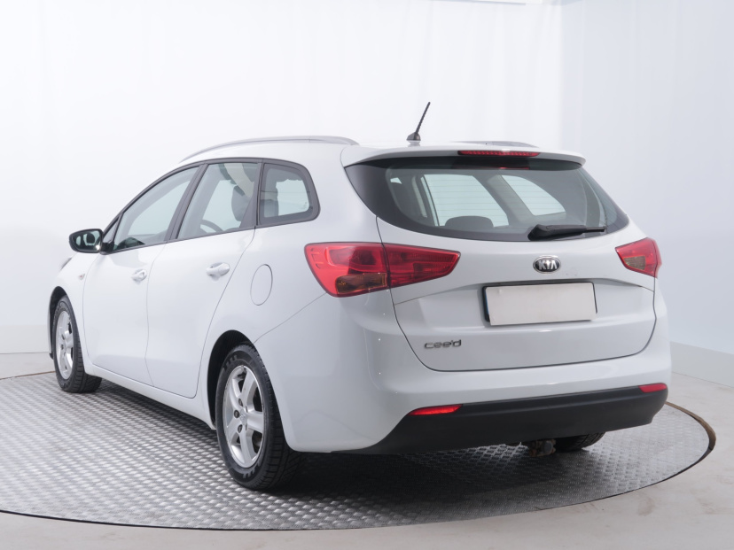 Kia Ceed, 2013