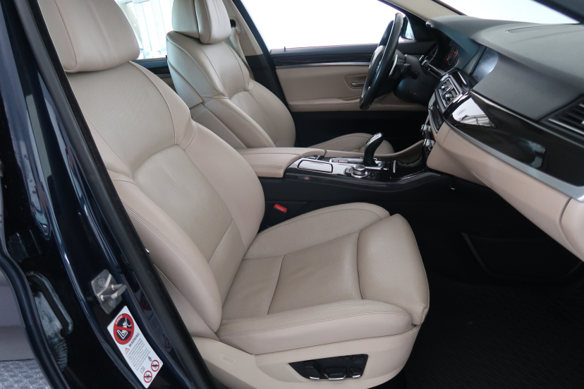 BMW 5, 2010