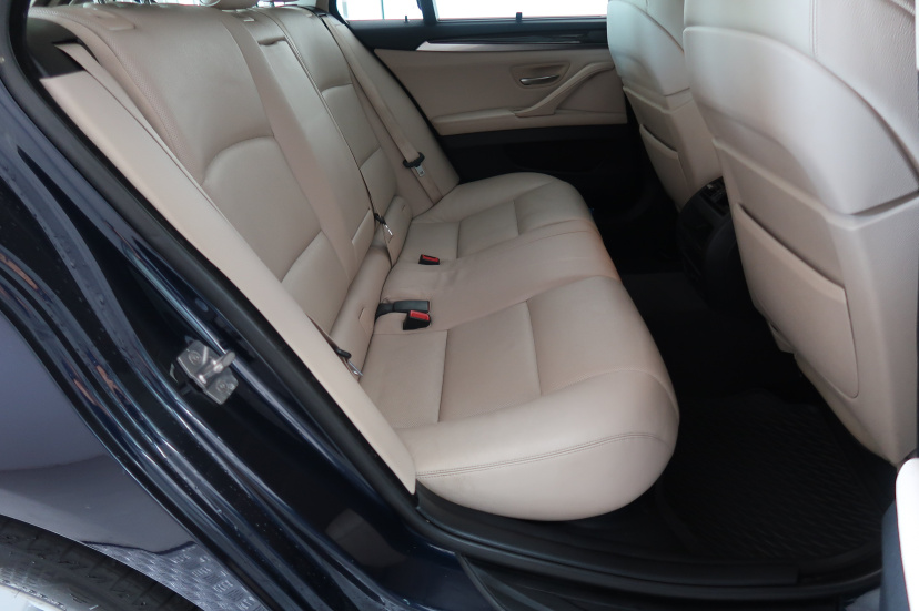 BMW 5, 2010